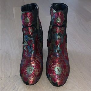 Marc Fisher metallic patterned booties